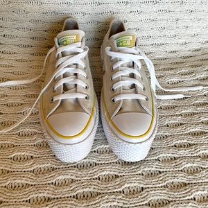 Beige platform converse